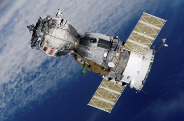 Orange moves to boost LEO credentials with Eutelsat agreement